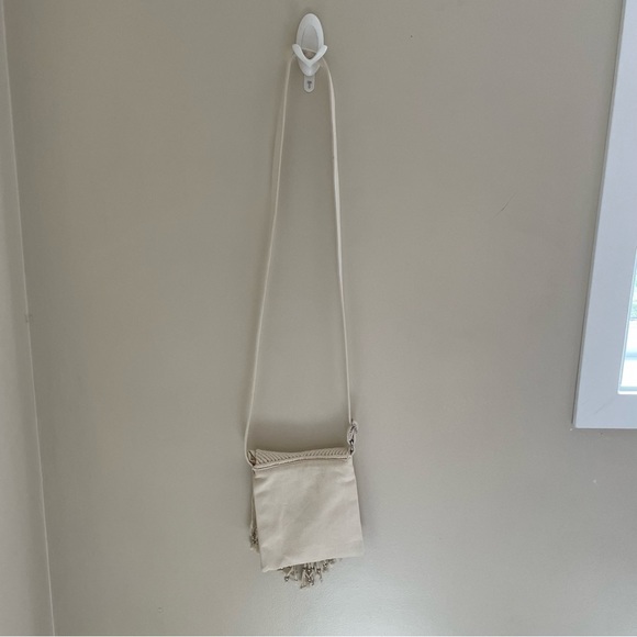 AMERICAN Eagle Crochet Fringe Beaded Boho Mini Crossbody Purse, Cream - Picture 2 of 14